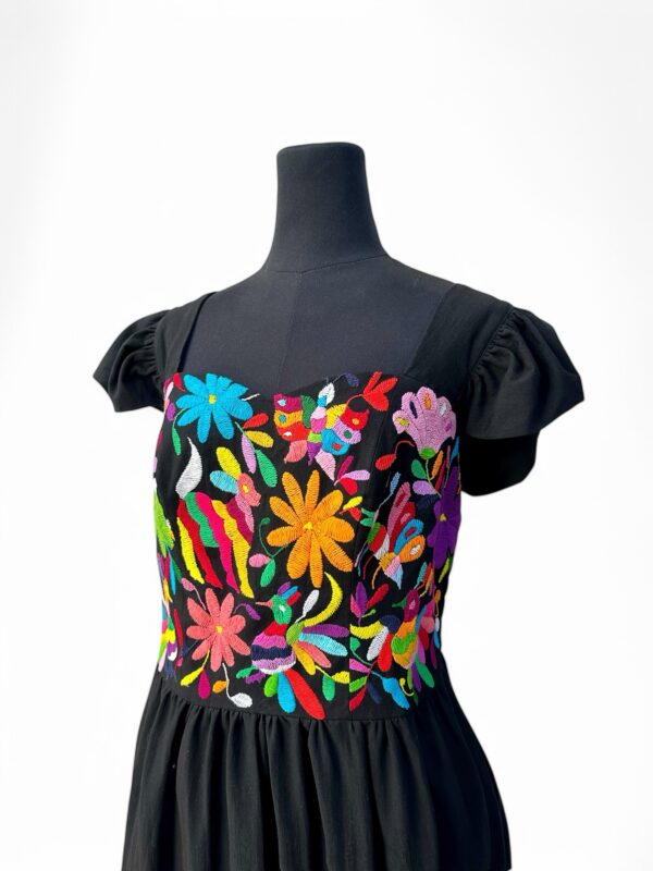 Vestido Campirano Negro talla Grande - Imagen 3