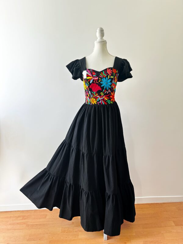 Vestido Campirano Negro talla Chica