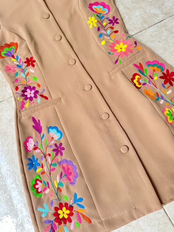 Vestido Beige Talla Grande - Imagen 2