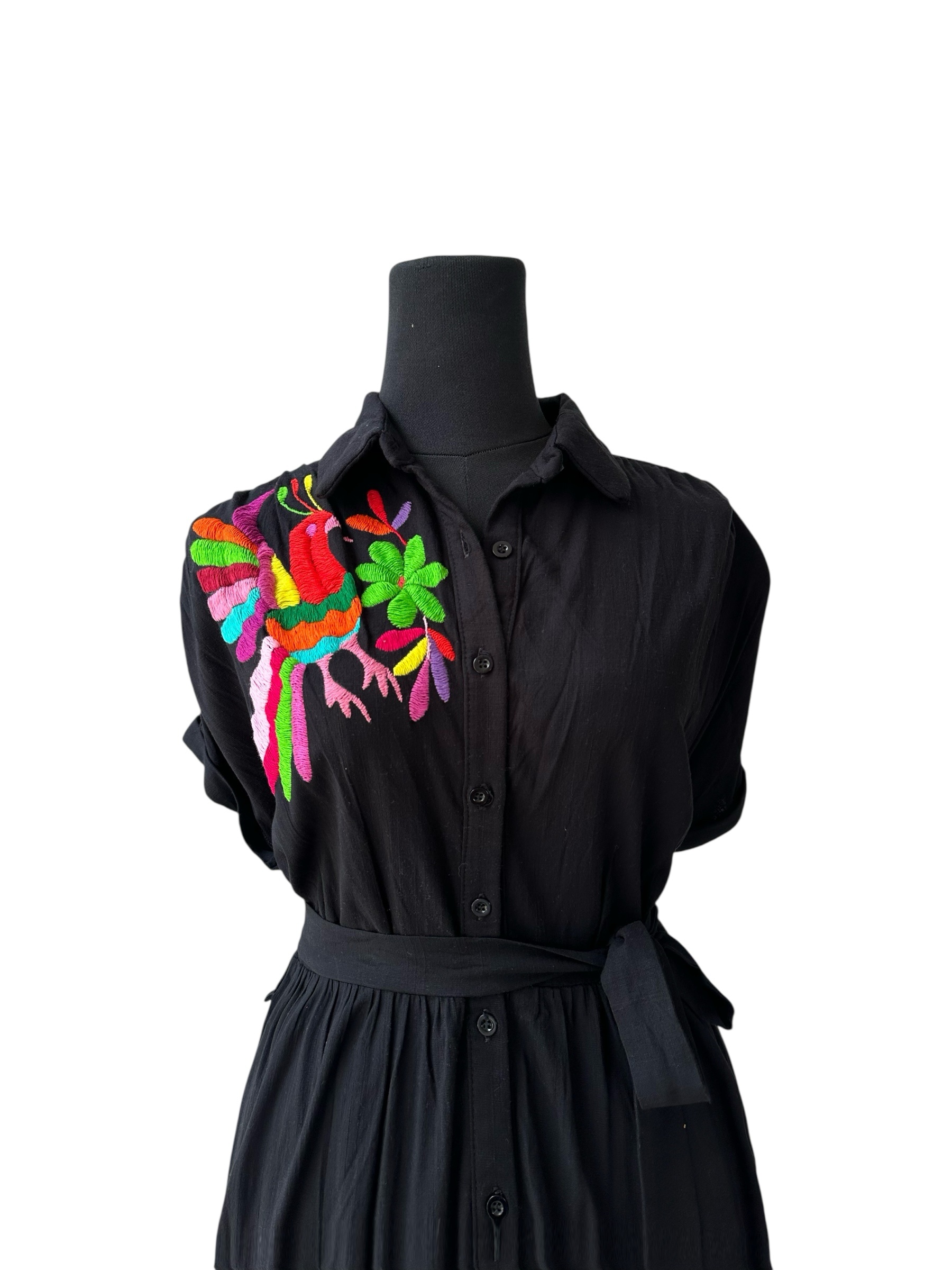 Vestido de Lino Color Negro Talla Chica - Imagen 3