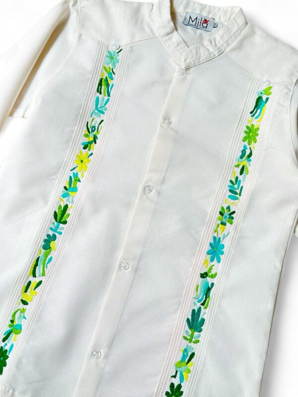 Guayabera Lino Color Hueso Chica - Imagen 3