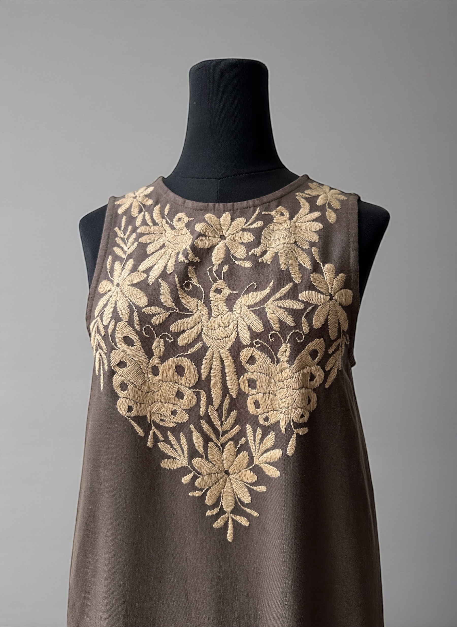 Vestido de Lino Olivo Talla Chica - Imagen 2