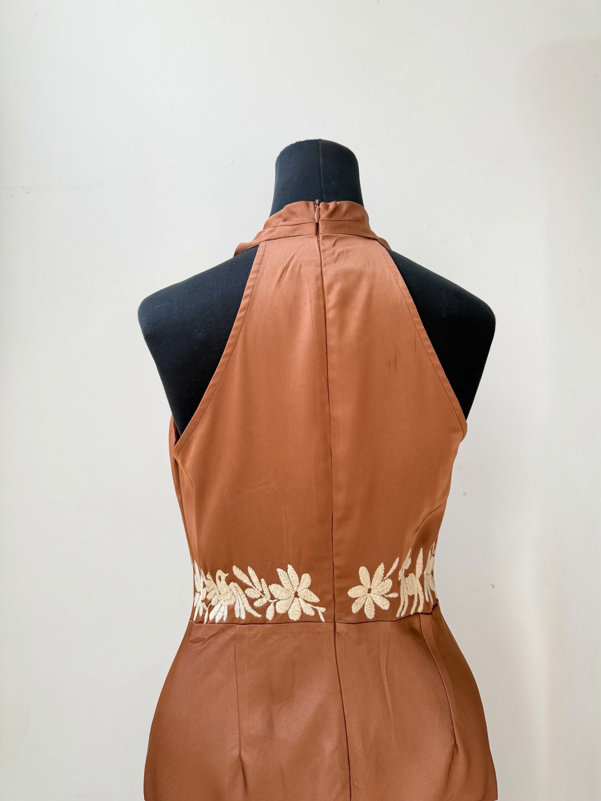 Vestido Satinado Talla Grande - Imagen 3