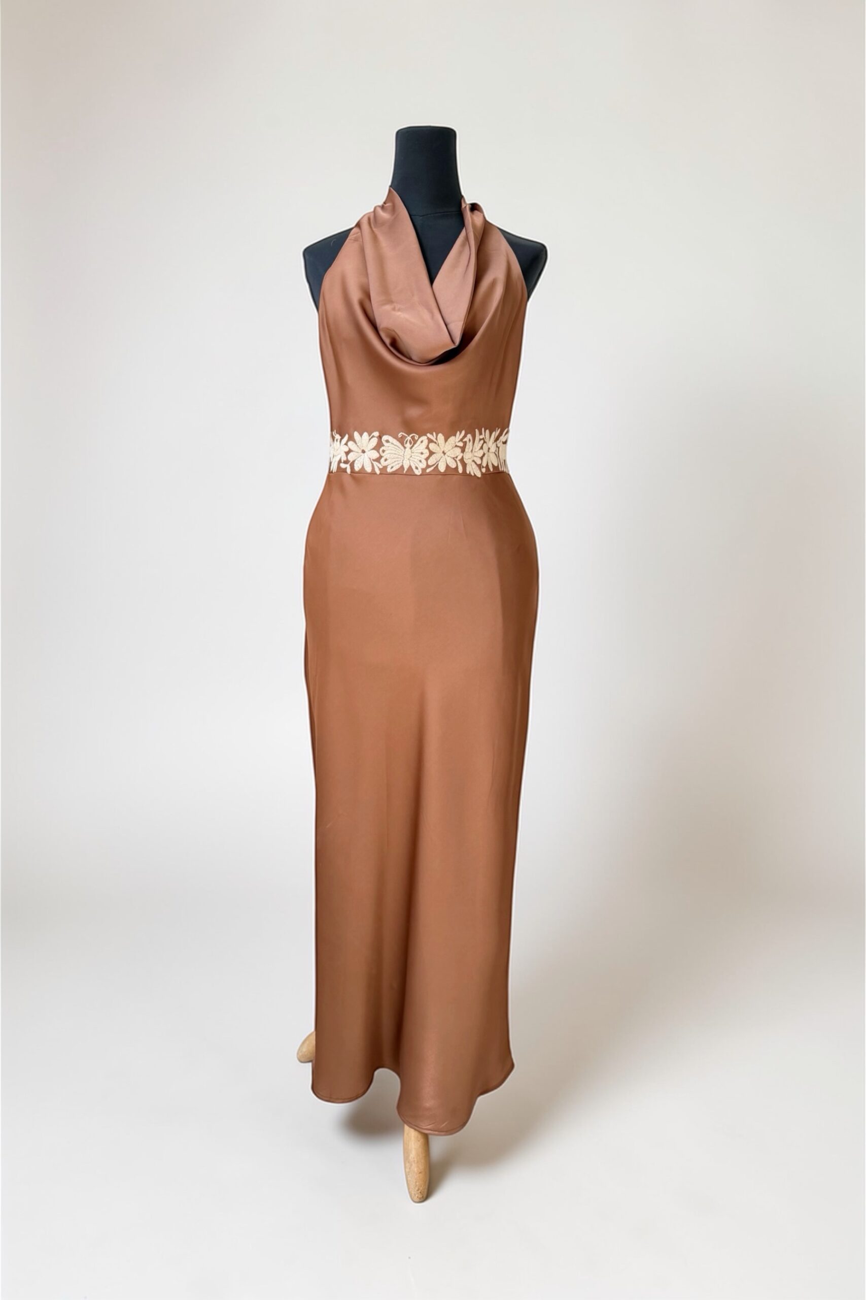 Vestido Satinado Talla Grande