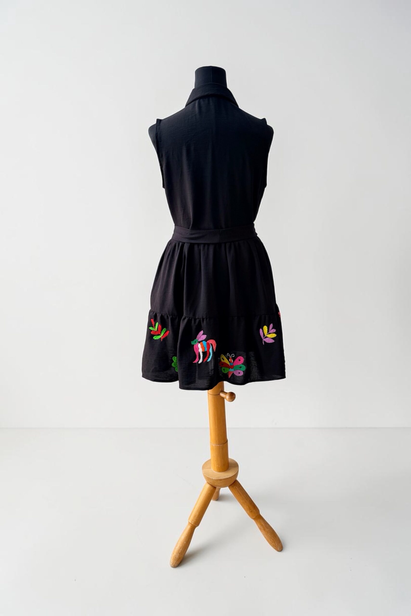 Vestido Talla Mediana - Imagen 4